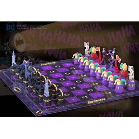 Ajedez Batman Chess Set Dark Knight vs Joker DC COMICS 80 Aniversario