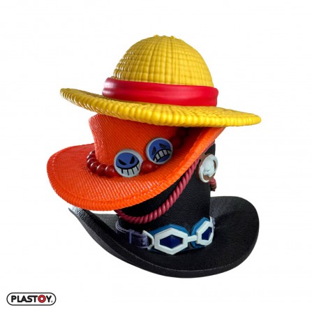 Hucha one piece pila de sombreros luffy